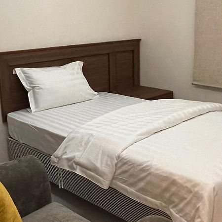 ريزا الفندقية Reeza Suites Al Khobar Exterior foto